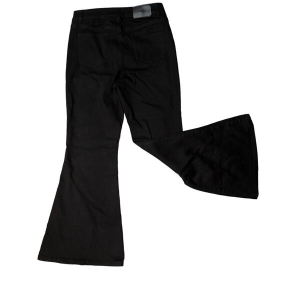 NWT CIDER High Stretch Denim High Waist Stretch Flared Jeans Size L - Picture 2 of 9